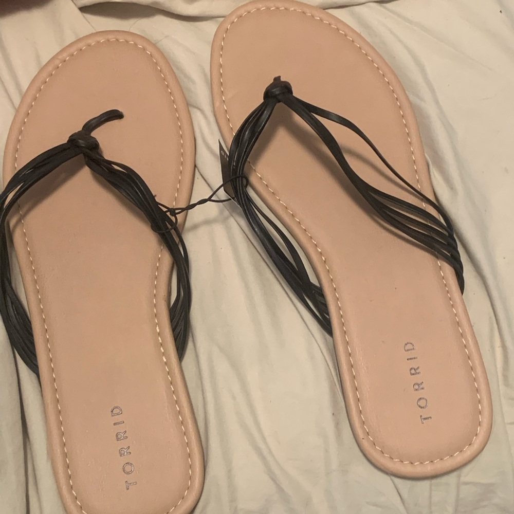Torrid black braided flip flops